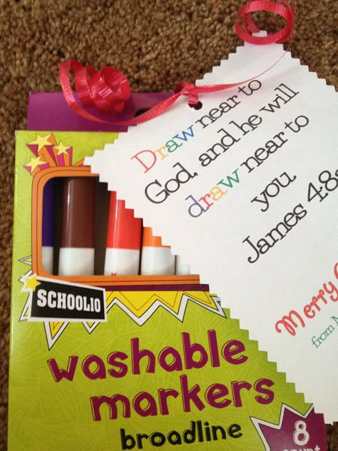 Super gift idea for kids of any age : markers or crayons (cheap during back to school sales) with a tag that says "DRAW near to God, and he will DRAW near to you." James 4:8 a     We are giving these out to the kids in our Sunday school class. Christian Back To School Quotes, Keychain Quotes, James 4 8, Draw Near To God, Secret Sister, Basket Drawing, Church Gifts, James 4, Christian Crafts