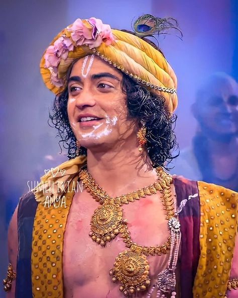 Krishna Side Face, Mother Theresa Picture, Sumedh As Krishna, Krishna Sumedh, Sumedh Krishna, Sumedh Mudgalkar Instagram, Smile Pic, Sree Krishna, Radhe Krishna Wallpapers