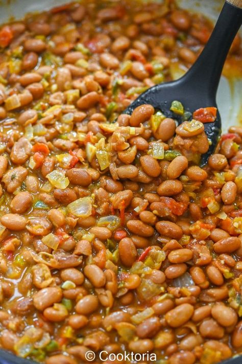 Mexican Beans Recipe, Mexican Pinto Beans, Chipotle In Adobo Sauce, Pinto Bean Recipes, Fajita Seasoning, Vegan Beans, Taco Bar, Easy Mexican, Pinto Beans