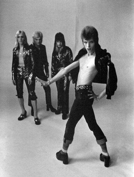 David Bowie & the Spiders from Mars David Bowie Berlin, Bowie Berlin, The Spiders From Mars, Spiders From Mars, David Bowie Fashion, Ziggy Played Guitar, Jean Genie, Mick Ronson, Sid Vicious