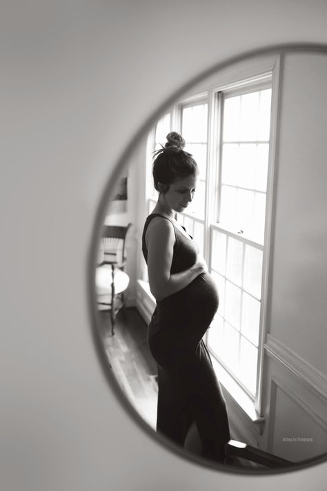 This maternity photo of a pregnant mama reflected in a mirror next to a window was taken by Virginia newborn & family photographer Kathryn Lee Photography | Northern Virginia | Washington DC | Richmond, VA | #kathrynleephotography Photo Pregnant, Indoor Maternity Photos, Home Maternity Photography, Mother Photo, Maternity Photography Family, Pregnancy Pictures, Maternity Photography Poses Pregnancy Pics, Couple Pregnancy Photoshoot, Maternity Studio