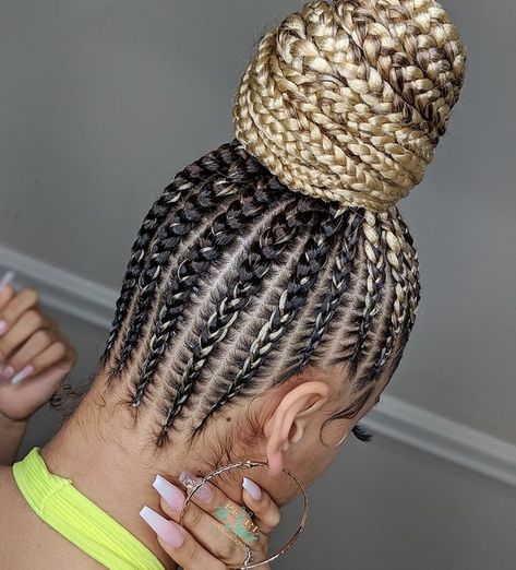 Stitch braids hairstyles: How to, price & maintenance Braided Top Knots Black Women, Cornrow Designs For Women, God Of Freedom, High Ponytail Cornrows, Fire Hairstyles, Braids Dreadlocks, Best Braided Hairstyles, Black Braided Hairstyles, Braided Hairstyles For Kids