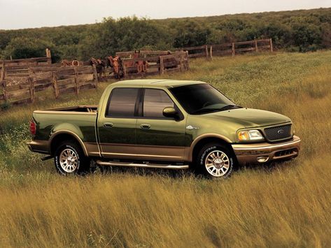 Ford F-150 King Ranch 2001-03 Ford King Ranch, Harley Davidson Truck, Ford Explorer Accessories, Ford F150 King Ranch, Ford Lightning, Dream Vehicles, Old Ford Trucks, Ford Pickup Trucks, King Ranch