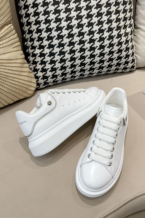 Step into sophistication with White Alexander McQueen Sneakers! 🌟 Crafted with premium materials and sleek design, these  White Alexander McQueen Sneakers add a touch of luxury to any outfit. Perfect for any occasion, make every step a statement in style. #AlexanderMcQueen #WhiteSneakers #LuxuryFashion" White Alexander Mcqueen Sneakers, Nike Shoes Air Force, Alexander Mcqueen Sneakers, Mcqueen Sneakers, Wishlist 2024, Shoes Air, Sneaker Collection, Designer Sneakers, White Sneakers