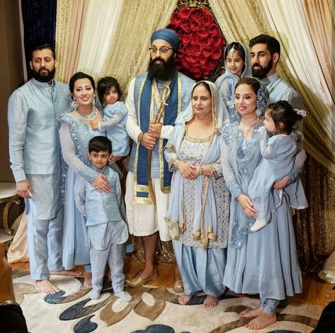 Punjabi Wedding Colour Themes, Sikh Bridesmaids Outfits, Family Theme Dress For Indian Wedding, Punjabi Bridesmaids Outfits, Family Matching Outfits Indian, Punjabi Bridesmaids, Mehndi Groom, Walima Outfit, Bridesmaid Suits