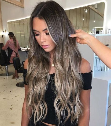 Brown Hair With Blonde Balayage, Icy Blonde Balayage, Balayage Long Hair, Ash Blonde Balayage, Brown Hair Inspo, Brunette Hair With Highlights, Balayage Hair Dark, Brunette Balayage Hair, Ash Blonde Hair