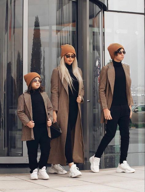 Matching Mommy Son Outfits, Call Movie, Mommy Son Outfits, Family Clothing Sets, Mom And Son Outfits, Nyc Winter Outfits, Santa Express, Mother Daughter Fashion, Cute Shopping