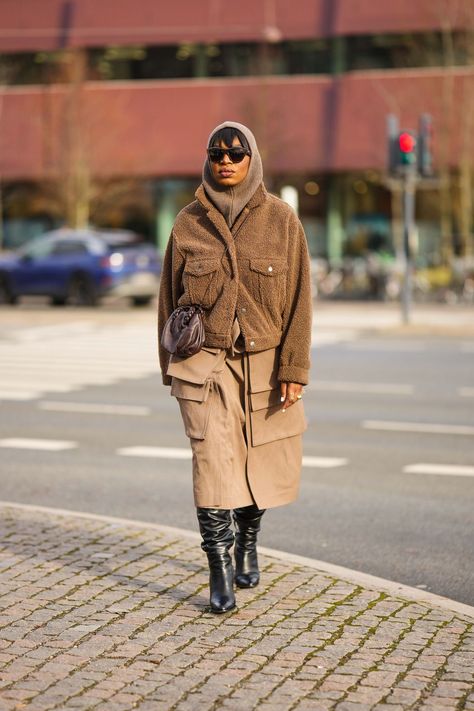 Winter Street Style, Copenhagen Fashion Week Street Style, Cozy Winter Fashion, Autumn Winter 2023, Winter Street, Copenhagen Fashion, Copenhagen Style, Copenhagen Fashion Week, Style Inspiration Winter