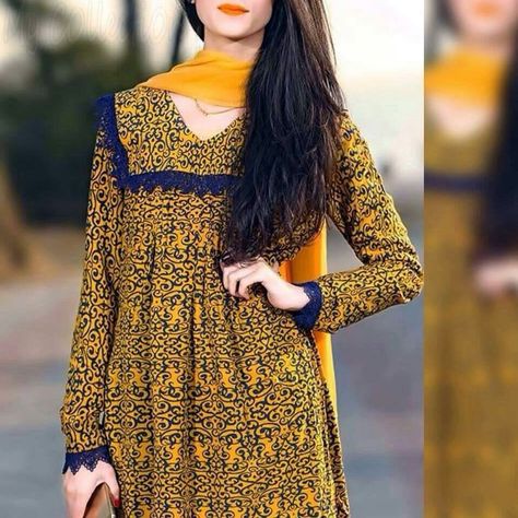 Simple frock Simple Frock, Baby Dress Clothes, Fashion For Summer, Simple Frock Design, Short Frock, Simple Frocks, Frock Fashion, Pakistani Dresses Casual, Pakistani Fashion Party Wear