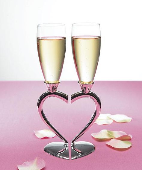 Wedding Ideas Wedding Flutes, Toasting Glasses, My Funny Valentine, Flute Glass, Champagne Wedding, Cute Wedding Ideas, Wedding Wishes, Champagne Flutes, Flutes