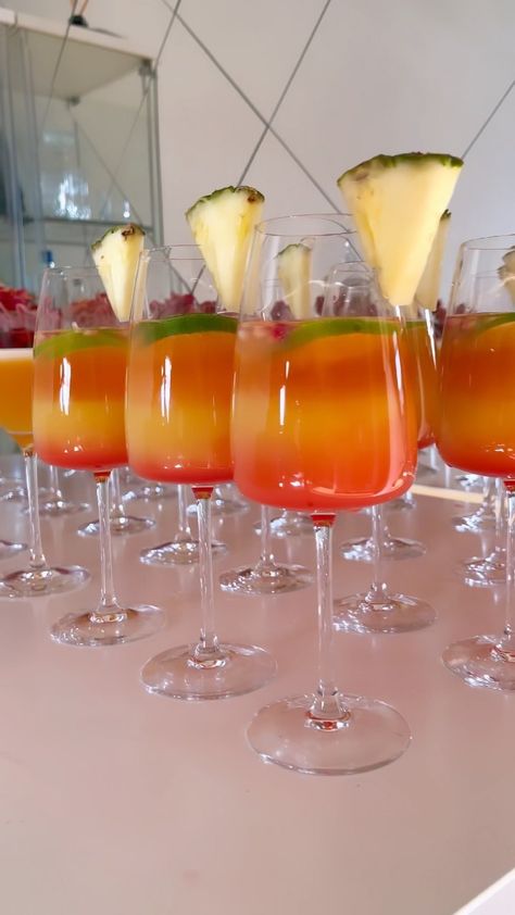 ak_mocktails on Instagram: The customer wanted the theme of her Mocktail table to be Africa and in sunset colours☀️ Mocktails Table Set Up, Sunset Drinks Aesthetic, Aesthetic Mocktails, Sunset Party, Table Set Up, 25th Birthday, Sunset Colors, Slumber Parties, Cocktail Tables