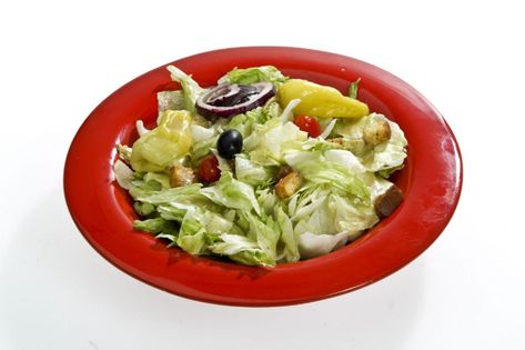 Salad Pizza, Salad Dressing Recipes Homemade, Italian Salad Dressing, Italian Salad, Garden Salad, Eat Salad, Dressing Recipes, Summer Food, China Painting