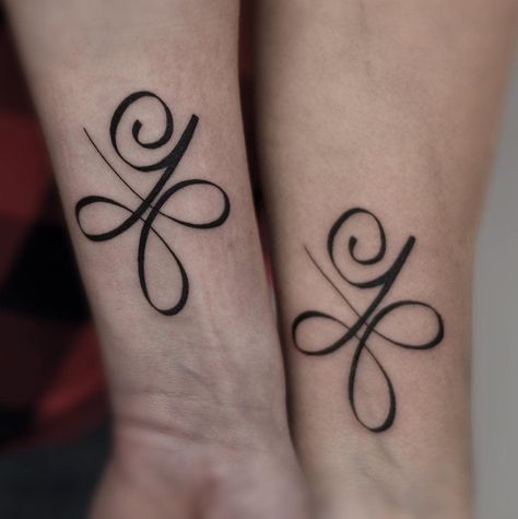 Mother Daughter Infinity Tattoos, Mum And Daughter Tattoo, Mother Daughter Tattoo Ideas, Daughter Tattoo Ideas, Star Constellation Tattoo, Mommy Daughter Tattoos, Symbols Of Strength Tattoos, Mother Daughter Tattoo, Mom Daughter Tattoos