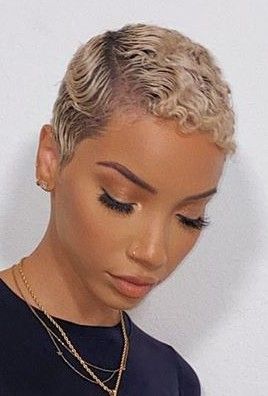 Blonde Finger Waves, Blond Finger Waves For Black Women, Finger Waves And Pin Curls Black Women, Pixie Haircut For Black Women Finger Waves, Blonde Twa Black Women, Saweetie Finger Waves, Short Platinum Blonde Hair, Really Short Hair, Short Hair Pixie Cuts