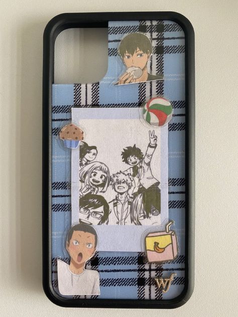 Anime Case Design, Anime Phone Cases Diy, Phone Case Anime Ideas, Anime Painting Phone Case, Clear Phone Case Anime Ideas, Phone Case Inspiration, Aesthetic Anime Phone Case, Haikyuu Phone Case, Phonecase Ideas