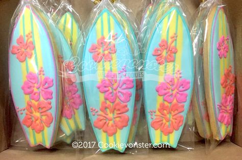 Surfboard Cookies Decorated, Summer Cookies Decorated, Decorated Cookie Ideas, Surfboard Cookies, Luau Cookies, Hawaiian Cookies, Summer Birthday Cake, Summer Sugar Cookies, Beach Cookies