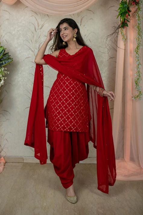 Red Color Embroidered Work Party Wear Patiala Suit With Dupatta  - XOMANTIC FASHION - 4164799 Red Kurti Design, Mehndi Traditional, Red Salwar Suit, Salwar Suit For Women, Punjabi Dress Design, Simple Indian Suits, Red Kurti, Patiala Suit Designs, Punjabi Style