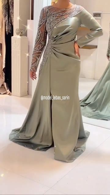 Hijab Plus Size, Soiree Outfits, Modest Dresses Fashion, Evening Dresses With Sleeves, Evening Dresses Plus Size, Fashionista Clothes, Evening Dresses Long, Modest Dresses, Hijab Fashion