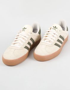 Womens Fall Shoe, Samba Vs Gazelle, Christmas List Shoes, Styling Adidas Gazelle, Popular Shoes 2024, Kswiss Sneaker, Shoe Trends 2024, Winter Shoes 2024, 2024 Shoe Trends