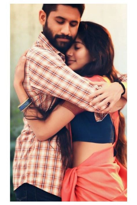 💖 Love Story Movie, Naga Chaitanya, Sai Pallavi Hd Images, Sai Pallavi, Love Cartoon Couple, Romantic Couple Images, Love Couple Images, Romantic Photoshoot, Romantic Couples Photography