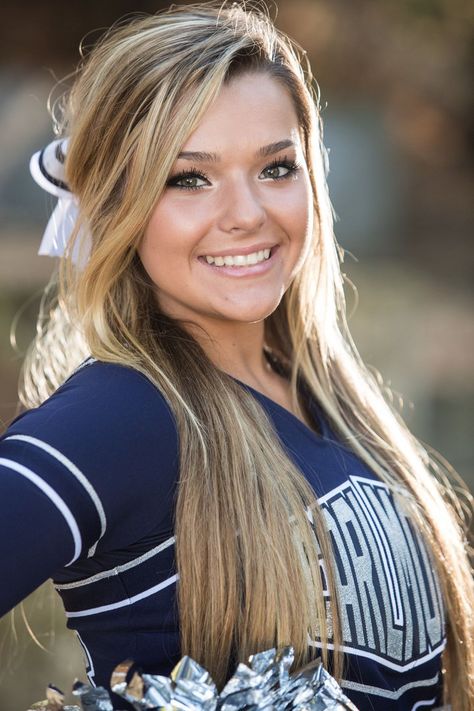 Cheerleading Senior Pictures, Cheer Makeup, High School Cheerleading, Cheer Photography, School Cheerleading, School Cheer, High School Cheer, Cheer Picture Poses