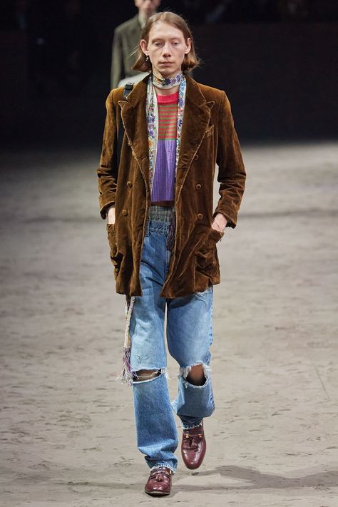 Gucci Fall 2014, Ripped Tights, Supermodel Style, Oversized Plaid Shirts, Gucci Men Shoes, Indie Sleaze, Gucci Spring, Alessandro Michele, Gucci Men