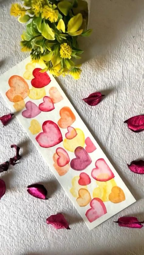 Flower Art Watercolor, Valentines Watercolor, Handmade Bookmarks Diy, Penanda Buku, Tropical Watercolor, Creative Bookmarks, Bookmark Craft, Watercolor Paintings For Beginners, Watercolor Bookmarks