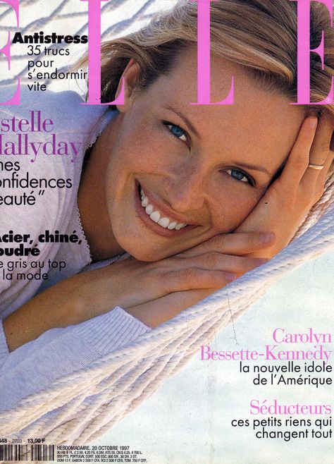 Estelle Lefebure  -  Elle France Oct 1997 by Marc Hispard Elle Covers, 1990s Supermodels, Renee Simonsen, Vintage Editorials, Estelle Lefébure, Beauty Advertising, Models 90s, Fashion Magazine Cover, The Right Stuff