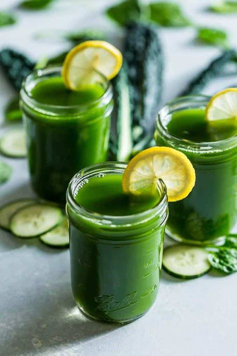 Fresh Juice Recipes, Smoothie Detox Cleanse, Kale Juice, Morning Juice, Detox Juice Recipes, Nut Milk Bag, Green Juice Recipes, Green Drinks, Healthy Juice Recipes