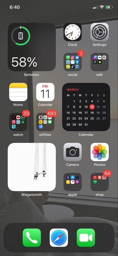 Ios 17 Home Screen Layout, I Phone Apps Layout, Minimalistic Iphone Homescreen, Simple Aesthetic Iphone Layout, Apps Layout Iphone, Ios 16 Home Screen Ideas Normal Apps, Iphone Minimalist Home Screen, Iphone 11 Setup Homescreen, Ideas For Homescreen Iphone