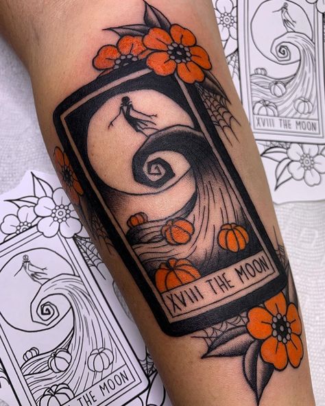 𝕰𝖑𝖑𝖊𝖓 𝕸𝖊𝖑𝖑𝖔𝖓 on Instagram: “Nightmare before Christmas tarot card 🤍 Based on artwork from @abigail_larson’s tarot deck- the entire set is beyond beautiful btw!!…” Unique Nightmare Before Christmas Tattoo, Fine Line Nightmare Before Christmas Tattoo, The Lovers Tarot Card Tattoo Nightmare Before Christmas, Nightmare Before Christmas Patchwork Tattoo, Disney Tattoos Nightmare Before Christmas, Coraline Tattoo, Halloween Tattoos Sleeve, Cute Halloween Tattoos, Tim Burton Tattoo