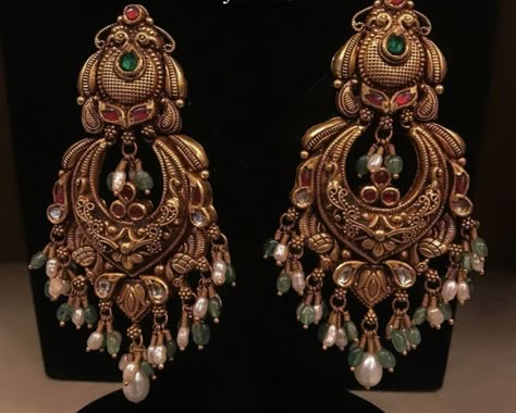 Antique Chandbali Earrings Gold, Nakshi Chandbali Earrings Gold, Kundan Chandbali Earrings Gold, Jhumka Design Gold Latest, Chandbali Earrings Gold Antiques, Chandbali Earrings Gold, Temple Jewellery Jhumkas, Big Earrings Gold, Indian Gold Necklace Designs