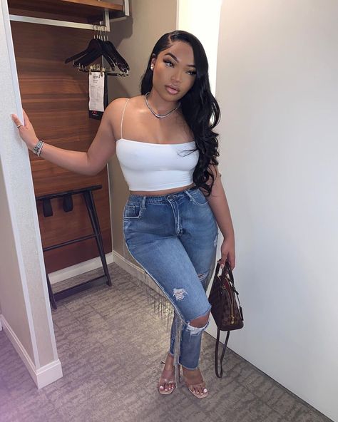 Bar Hopping Outfit Night, Bar Hopping Outfit, Bar Hopping, Outfit Night, Causal Outfits, Front Lace Wigs Human Hair, Baddie Outfits, African Women, New Ideas