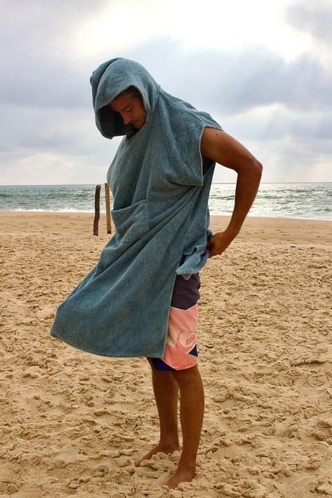 Excited to share this item from my shop: Surf Poncho | Changing Robe | Handmade in Italy and 100% cotton | Personalise your towel hoodie | Gifts Her & Him | Accappatoio surf #etsy #vanlife #surfponcho #changingrobe #handmade #cotton Towel Hoodie, Changing Robe, Good Birthday Presents, Other Woman, Indigo Blue, Gender Neutral, Surfing, Art Collection, Cover Up