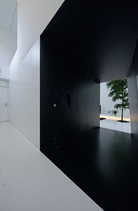 house Mirror House, Black And White Interior, Space Architecture, Design Del Prodotto, Architectural Inspiration, Family House, Contemporary Architecture, Interior Architecture Design, 인테리어 디자인