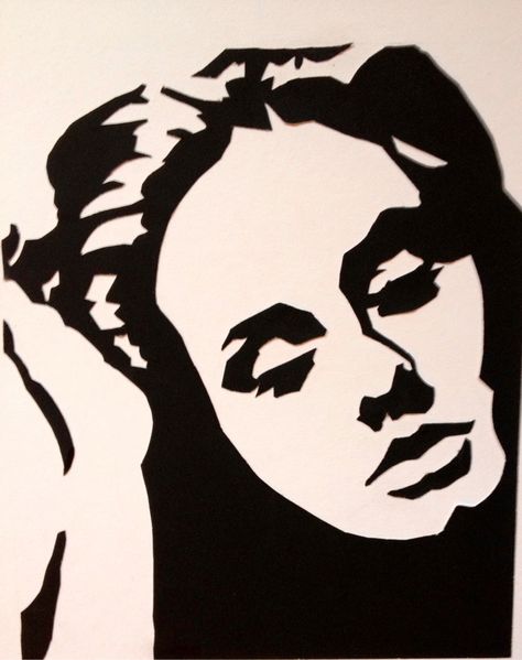 ADELE Stencil Art Portrait Faces, Adele Drawing, Black And White Stencil, Pop Art Black And White, Face Stencils, Shadow Drawing, Drawing Stencils, Black And White Art Drawing, Art Sketches Pencil