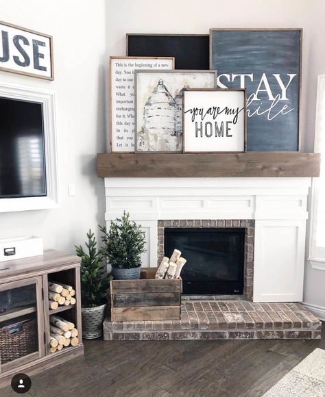 16 Best DIY Corner Fireplace Ideas for a Cozy Living Room in 2021 Farmhouse Living Room Furniture, Rustic Farmhouse Living Room, Farmhouse Fireplace, Farmhouse Remodel, Corner Fireplace, Fireplace Makeover, Farmhouse Decor Living Room, Farmhouse Style Kitchen, Country Style Homes