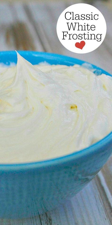 White Cake Frosting, White Frosting Recipe, White Frosting Recipes, Frost Cupcakes, Double Layer Cake, Easy Frosting, Frosting Recipes Easy, White Cake Recipe, Cake Frosting Recipe