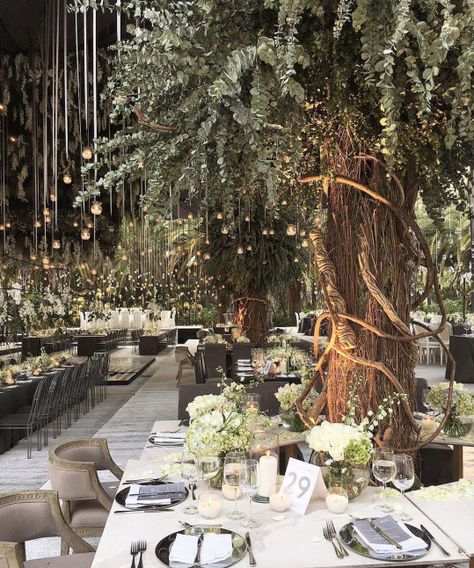 Modern Green Wedding Decor, Prom Planning, Forest Theme Wedding, Enchanted Forest Wedding, Dream Wedding Decorations, White Wines, Theme Nature, Venue Decorations, Wedding Venue Decorations