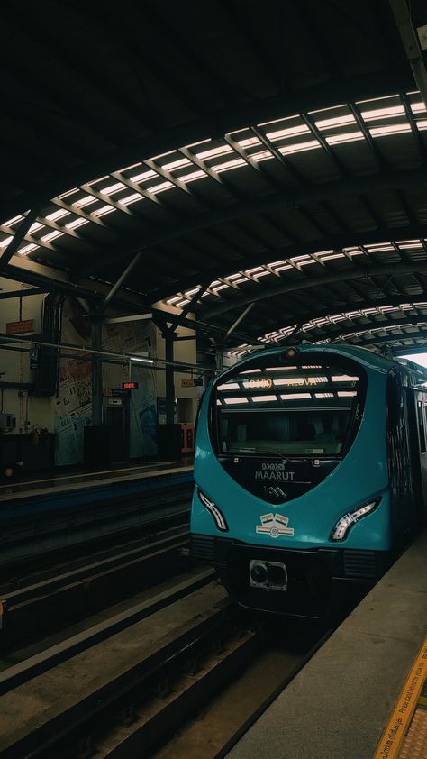 Kochi Snapchat Story, Kochi Metro Aesthetic, Kochi Metro, Iyyapan Images Hd Wallpaper, Black And Purple Wallpaper, Bangalore City, City Life Photography, Sunset Quotes Instagram