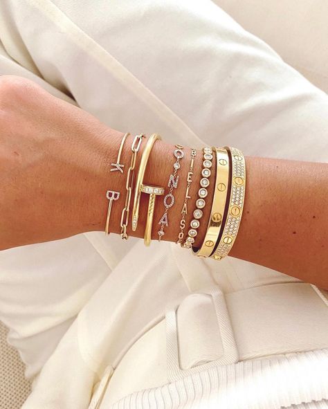 Kelly Bello® on Instagram: “Golden Rule • Gold is always a good idea 🤍” Letter Bracelet, Bangles Jewelry Designs, White Gold Bracelet, Heart Chain, Bezel Set Diamond, Diamond Charm, Initial Bracelet, Uppercase Letters, Tennis Bracelet Diamond