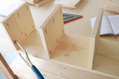 Kreg Tool | Innovative Solutions for All of Your Woodworking and DIY Project Needs Diy Cube Shelf, Cube Shelves Diy, Wooden Cubby Storage, Cubby Diy, Cubbies Storage, Diy Cubbies, Closet Organizer Plans, Campaign Style Furniture, Diy Cube Storage