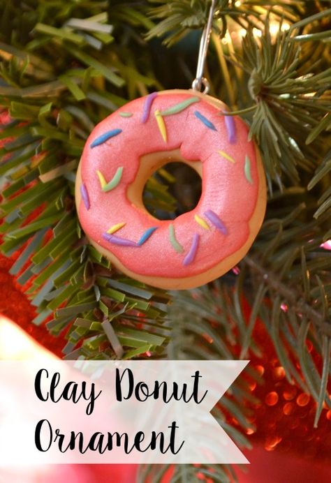 10 Adorable DIY Donut Crafts | Hello Little Home Sweets Christmas Tree, Clay Doughnut, Clay Donut, Diy Candyland, Donut Ornament, Clay Date, Donut Decorations, Candy Tree, Diy Christmas Ornaments Easy