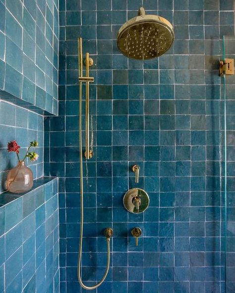 Zia Tile on Instagram: "Multi-tonal and made by 🖐️ Our Aegean 4x4 zellige shimmers and shines in a thousand shades of blue in this stunner of a shower designed by @corinhavensinteriors 📸 by @margaret.wright" Blue Square Bathroom Tile, Bathroom Tile Moroccan, Unique Shower Design, Blue Bath Tile, Portuguese Design Interiors, Blue Zellige Bathroom, Blue Zellige Tile Bathroom, Blue Bathroom Ideas Decoration, Blue Tiled Bathroom