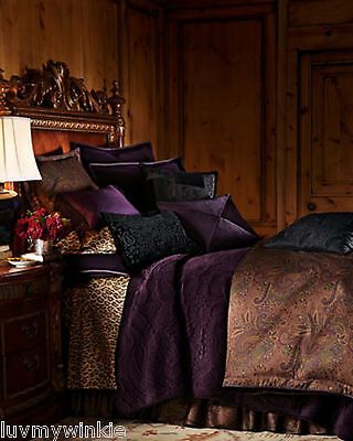 RALPH LAUREN NEW BOHEMIAN BLACK PAISLEY VELVET KING QUILT *NEW* $525 Purple And Gold Bedroom, Bohemian Bed, Paisley Duvet, Bedroom Purple, Bedroom Bohemian, Moody Bedroom, Purple Bedding, Purple Bedroom, New Bohemian