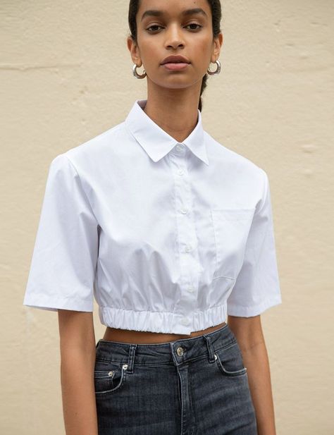 Pixie Market Richie Crop White Shirt Blouse Dress Outfit, Shirts For Women Stylish, Cropped White Shirt, Women Work Blouse, Vetements Clothing, Diy Vetement, Ropa Diy, Blouse Work Designs, Crop Shirt