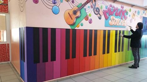 Music mural for music room Music Mural, Music Classroom Decor, School Hallways, Kindergarten Design, Music Room Decor, School Wall Art, School Murals, School Interior, School Painting