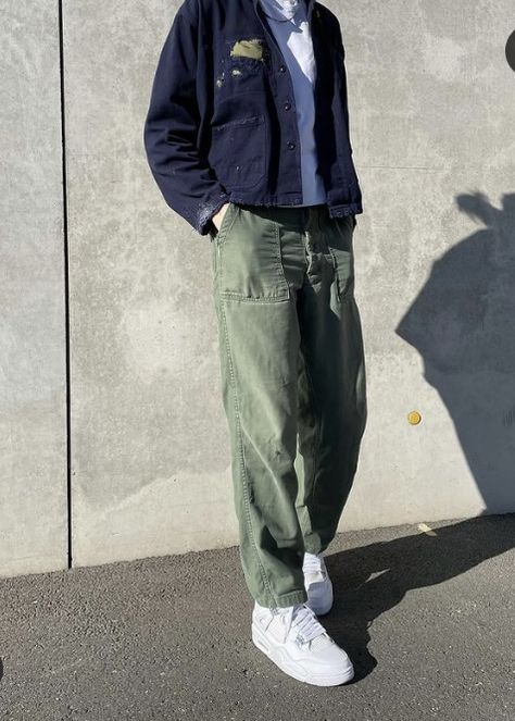 Green Carpenter Pants Outfit Men, Green Carpenter Pants Outfit, Fatigue Pants Outfit Men, Green Pants Outfit Men, Carpenter Pants Outfit, Create A Wardrobe, Green Pants Outfit, Fatigue Pants, Spiritual Fashion