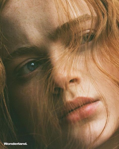 Sink Cover, Wonderland Magazine, Stranger Things Max, Sadie Sink, Girls Life, Short Film, Celebrity Crush, Stranger Things, Pretty People