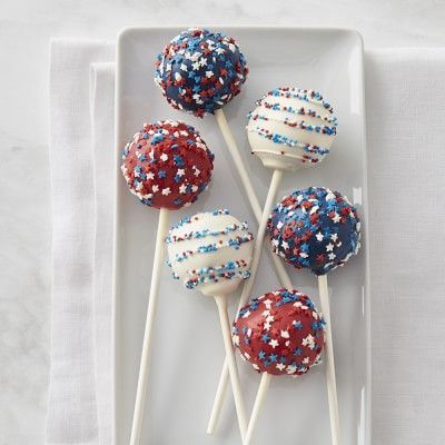 Patriotic Cake Pops #williamssonoma Patriotic Cake Pops, Red White Blue Cake, Red White And Blue Desserts, Blue Cake Pops, Fireworks Cake, Patriotic Cake, 4th Of July Cake, Blue Desserts, 4th Of July Desserts